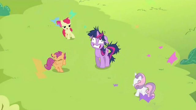 File:Twilight SUPRISE! S2E3.png