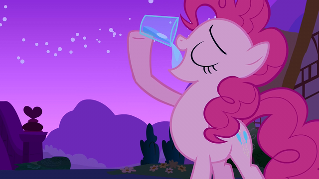 File:Pinkie Pie drinking S3E13.png