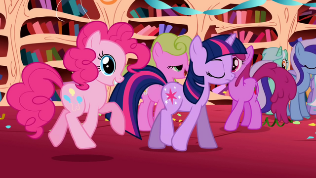 File:Daisy and Berryshine S1E01.png