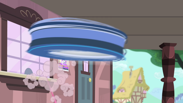 File:Spinning object flying S4E11.png