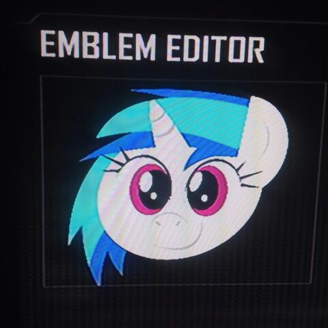 File:FANMADE DJ Pon-3 without glasses Black Ops 2 Emblem.jpg