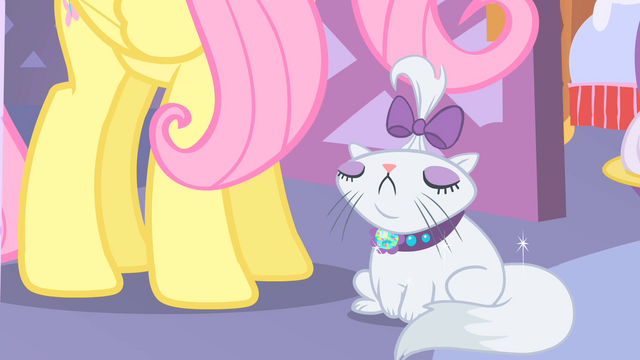 File:Opalescence nicely groomed S01E17.png