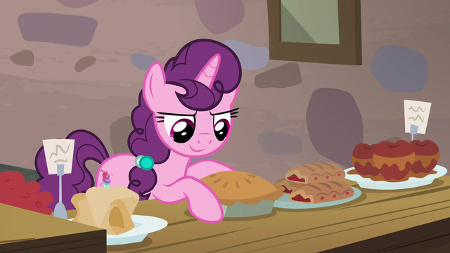 File:Sugar Belle arranging sweets on her shelf S7E8.png