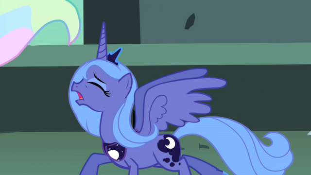 File:Princess Luna cutie mark S1E02.png