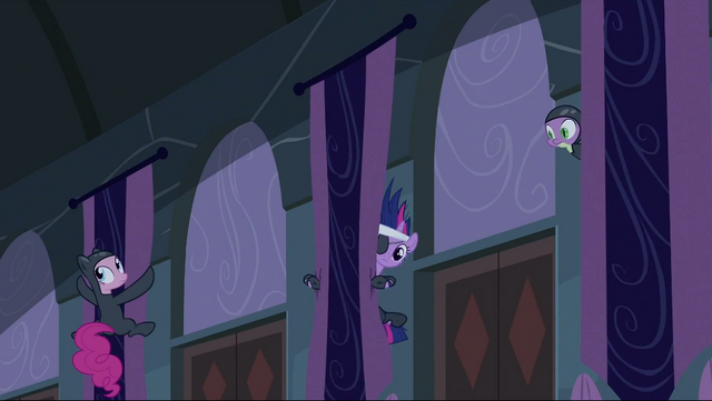 File:Sliding down S2E20.png