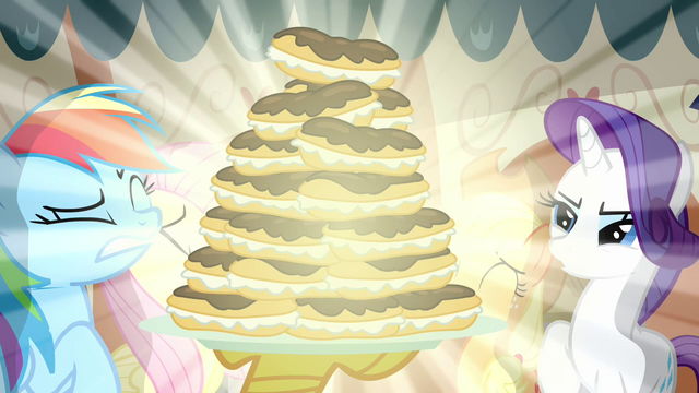 File:Eclairs shining S2E24.png