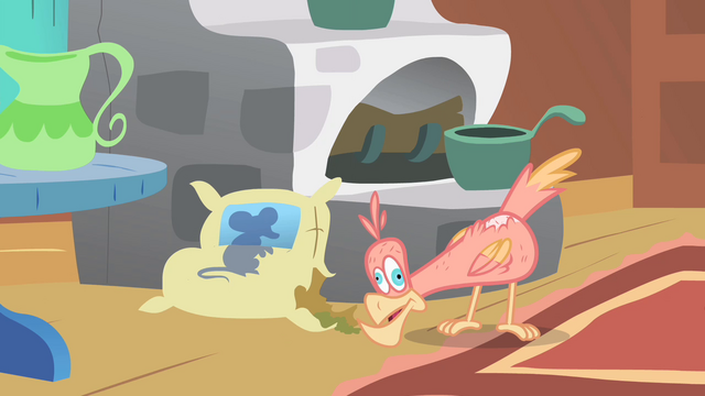 File:Philomena eating S01E22.png