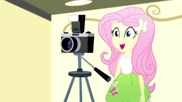 File:Fluttershy "okay, everypet" SS7.png