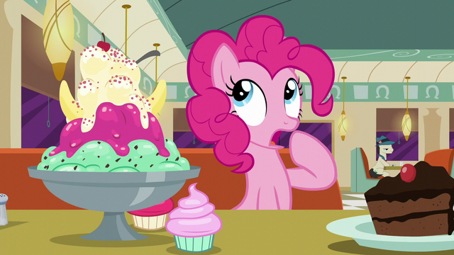File:Pinkie Pie thinking S6E9.png