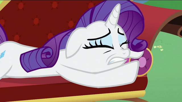 File:Rarity on sofa 2 S2E03.png