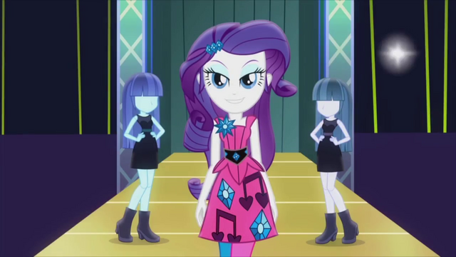 File:Rarity on the runway with living mannequins EG2.png