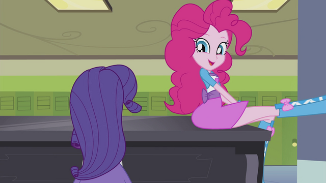 File:Pinkie sitting on the piano EG2.png