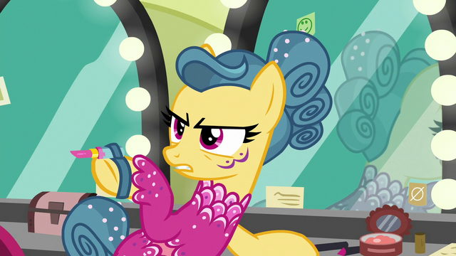 File:Trapeze star "did the director put you up to this?" S6E20.png