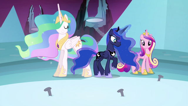 File:The princesses smiling S4E26.png