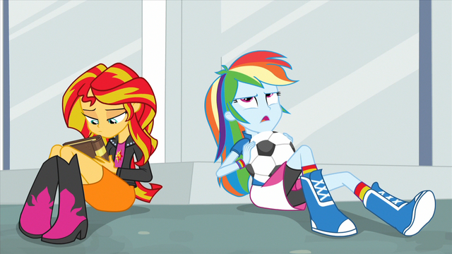 File:Rainbow sighing EG2.png