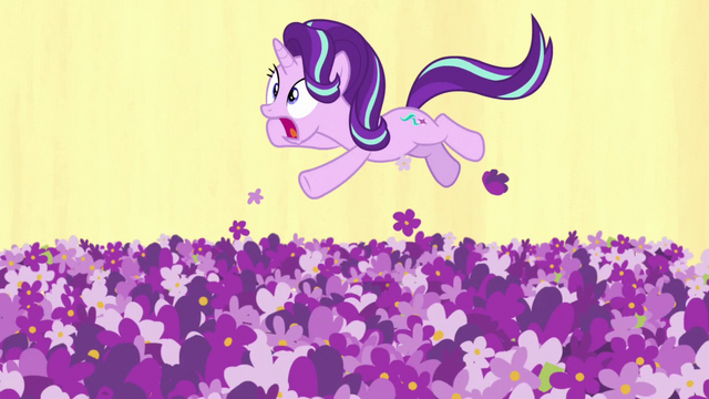 File:Starlight falling upward through field of flowers S7E10.png