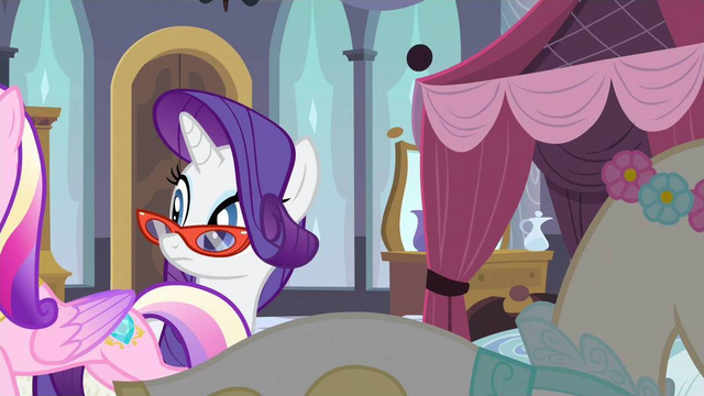 File:Rarity maintains cool S2E25.png