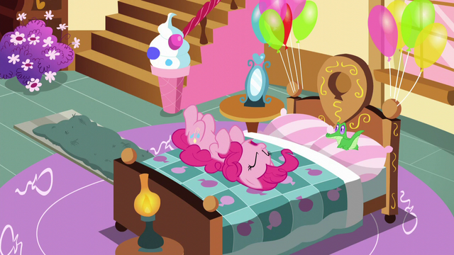 File:Pinkie "No!" S5E11.png