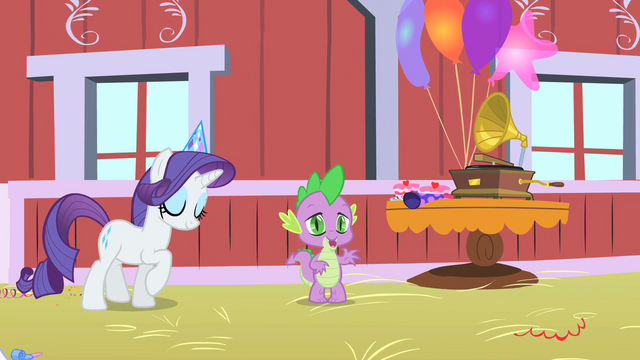 File:Rarity dancing S01E25.png