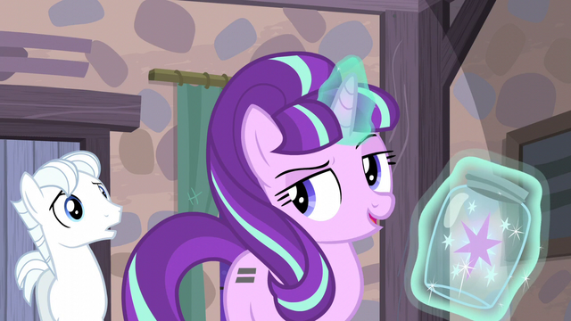 File:Starlight tells Double Diamond to go S5E02.png