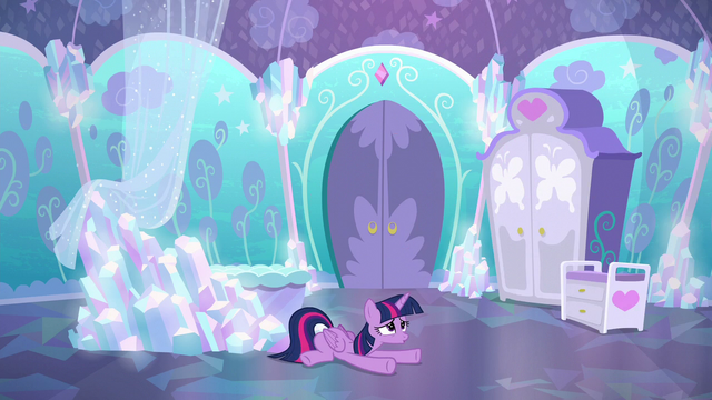 File:Twilight Sparkle exhausted S6E1.png