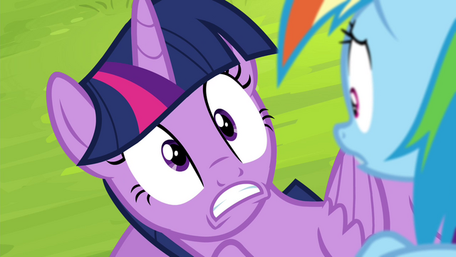 File:Twilight Sparkle startled S4E22.png