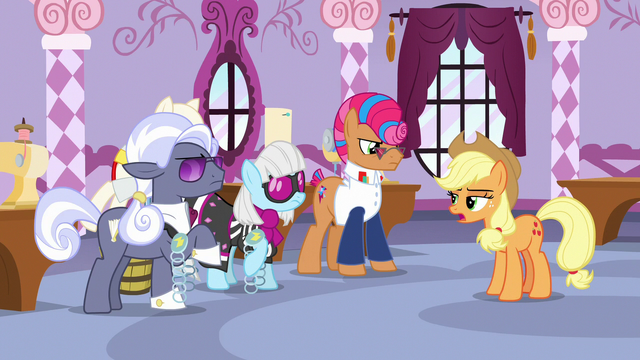 File:Applejack "those belts look the same" S7E9.png