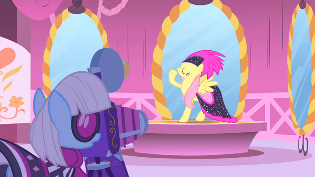 File:Fluttershy posing 4 S1E20.png