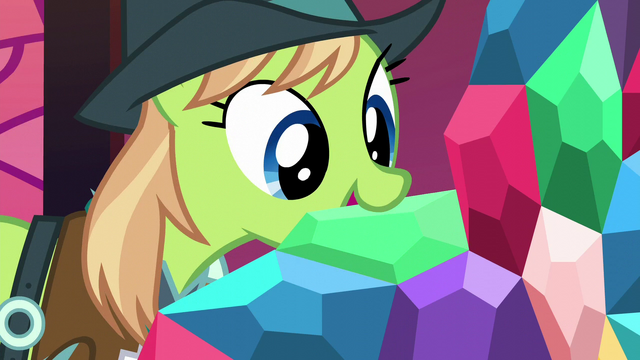 File:Appleloosa delegate places a jewel S5E10.png