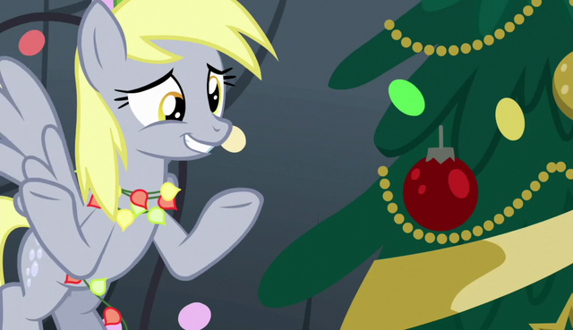 File:Derpy looking embarrassed S6E8.png