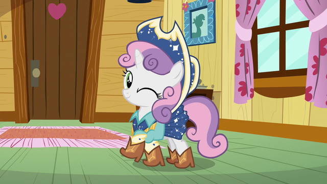 File:Sweetie Belle winking S6E4.png