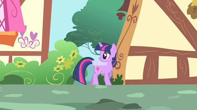 File:Twilight looks behind S1E25.png