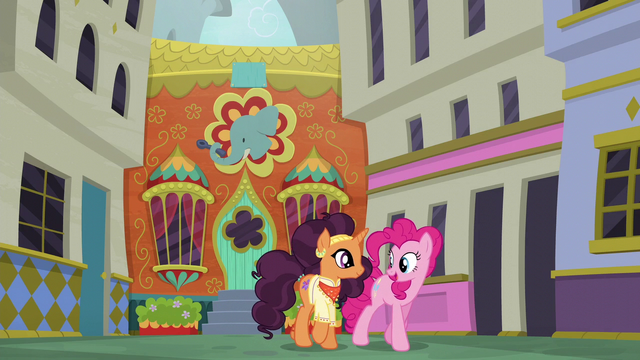 File:Pinkie "not like all of those stuffy places" S6E12.png