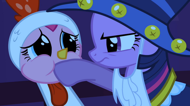File:Pinkie Pie mmhm S2E04.png