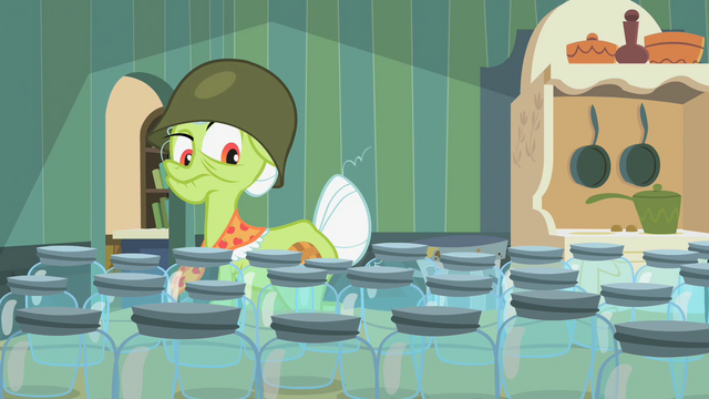 File:Granny Smith inspecting jars 1 S2E12.png