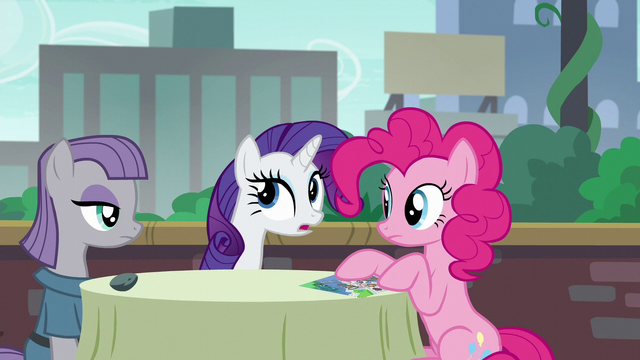 File:Rarity acting "You know what, Pinkie Pie?" S6E3.png