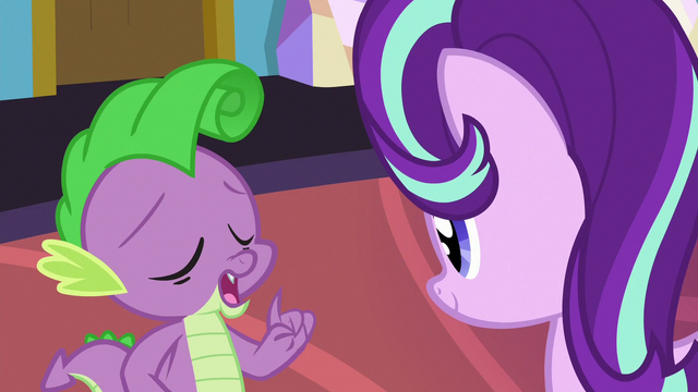 File:Spike imitating Rarity S7E1.png