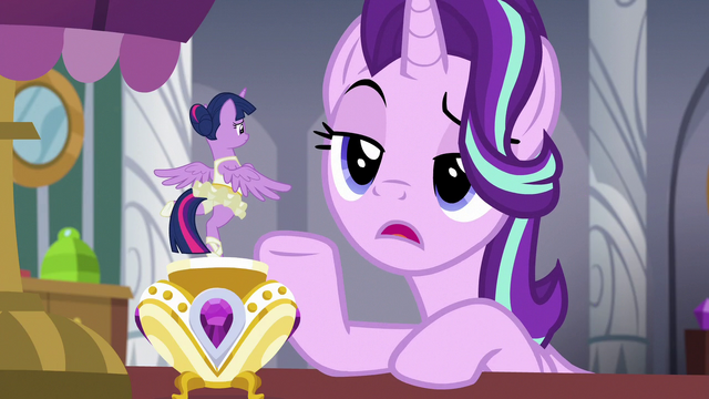 File:Starlight Glimmer "I think you might be biased" S7E10.png