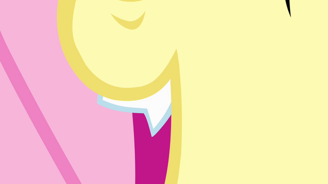 File:Fluttershy's fang close-up S4E07.png