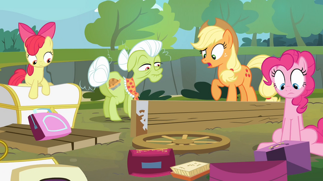 File:The Apples and Pinkie sees the damage S4E09.png