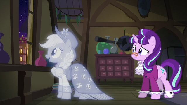 File:The Spirit of Hearth's Warming Past "we got a ton to see" S06E08.png