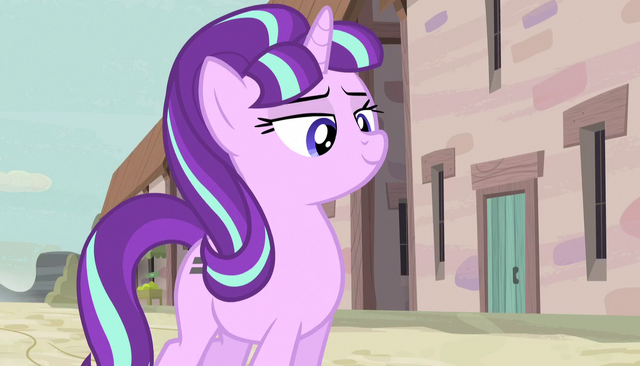 File:Starlight Glimmer standing S5E1.png
