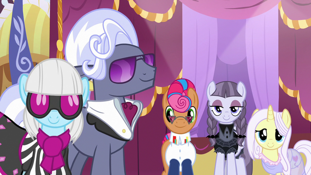File:Photo Finish, Hoity, and contest ponies smile at Rarity S7E9.png