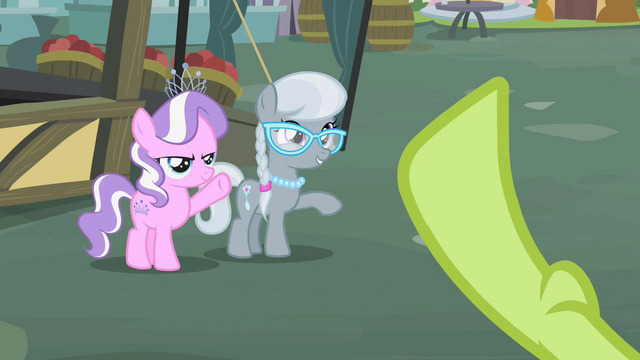 File:Diamond Tiara and Silver Spoon waving to Granny Smith S2E12.png