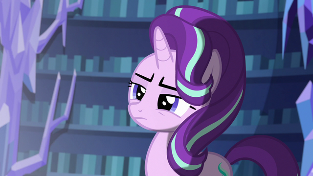 File:Starlight looking at the flash of light S6E21.png