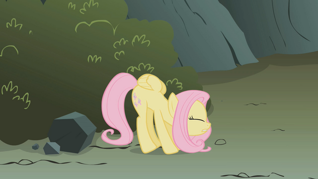 File:Fluttershy with locked up wings S01E07.png