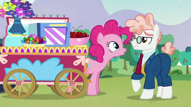 File:Pinkie "Ooh" S5E24.png