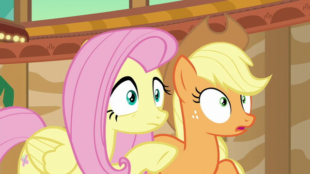 File:Applejack's eyes widen with shock S6E20.png