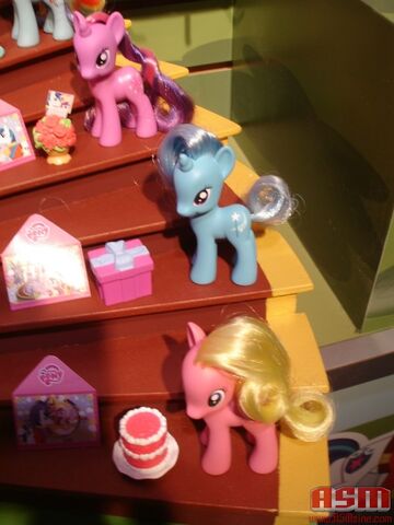 File:ASM's Toy Fair 2012 2.jpg