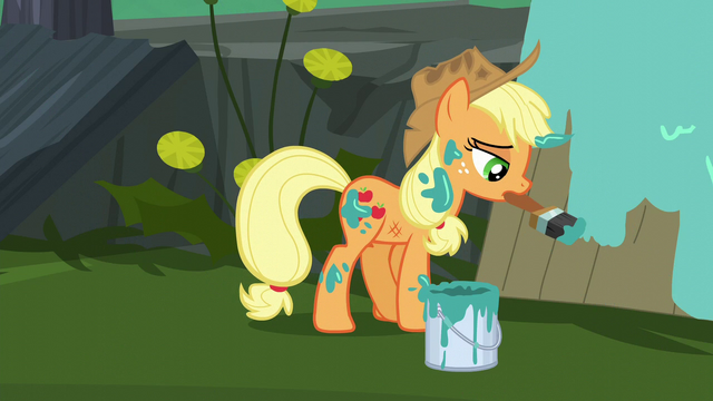File:Applejack painting a wooden board S5E16.png